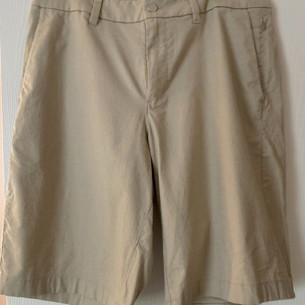 Lululemon Mens Commission Shorts 33, 11" inseam